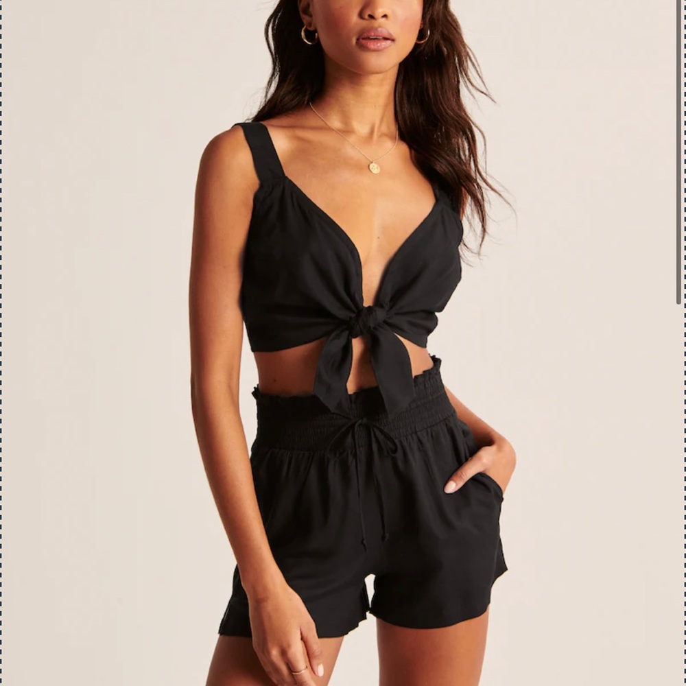 Black tie front crop top (never worn!)
